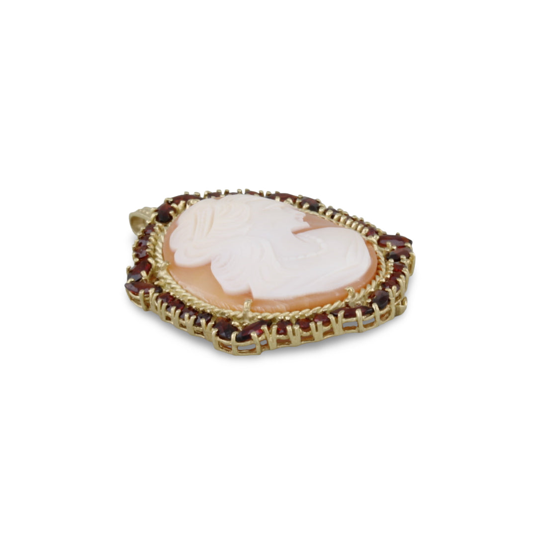 Brosche Muschelkamee