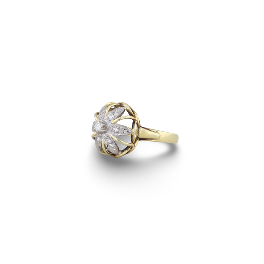 Gelbgold Ring als Blume