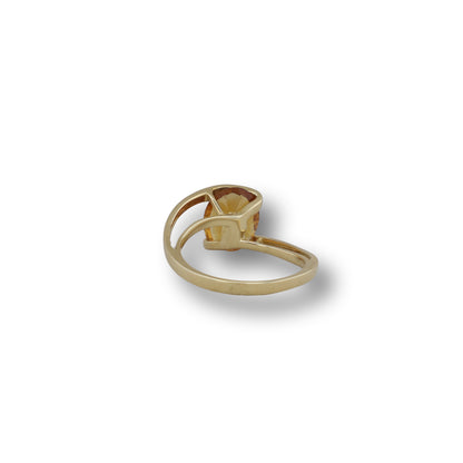 Gelbgoldring mit ovalem geschliffenem Citrin