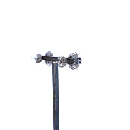 Weißgold Ohrstecker mit 2 Safiren