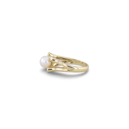 Ring mit Perle und Brillanten