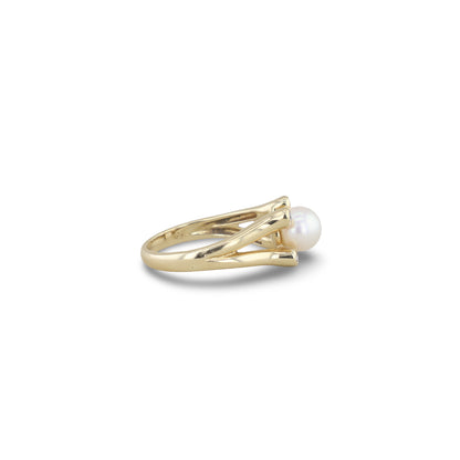 Ring mit Perle und Brillanten