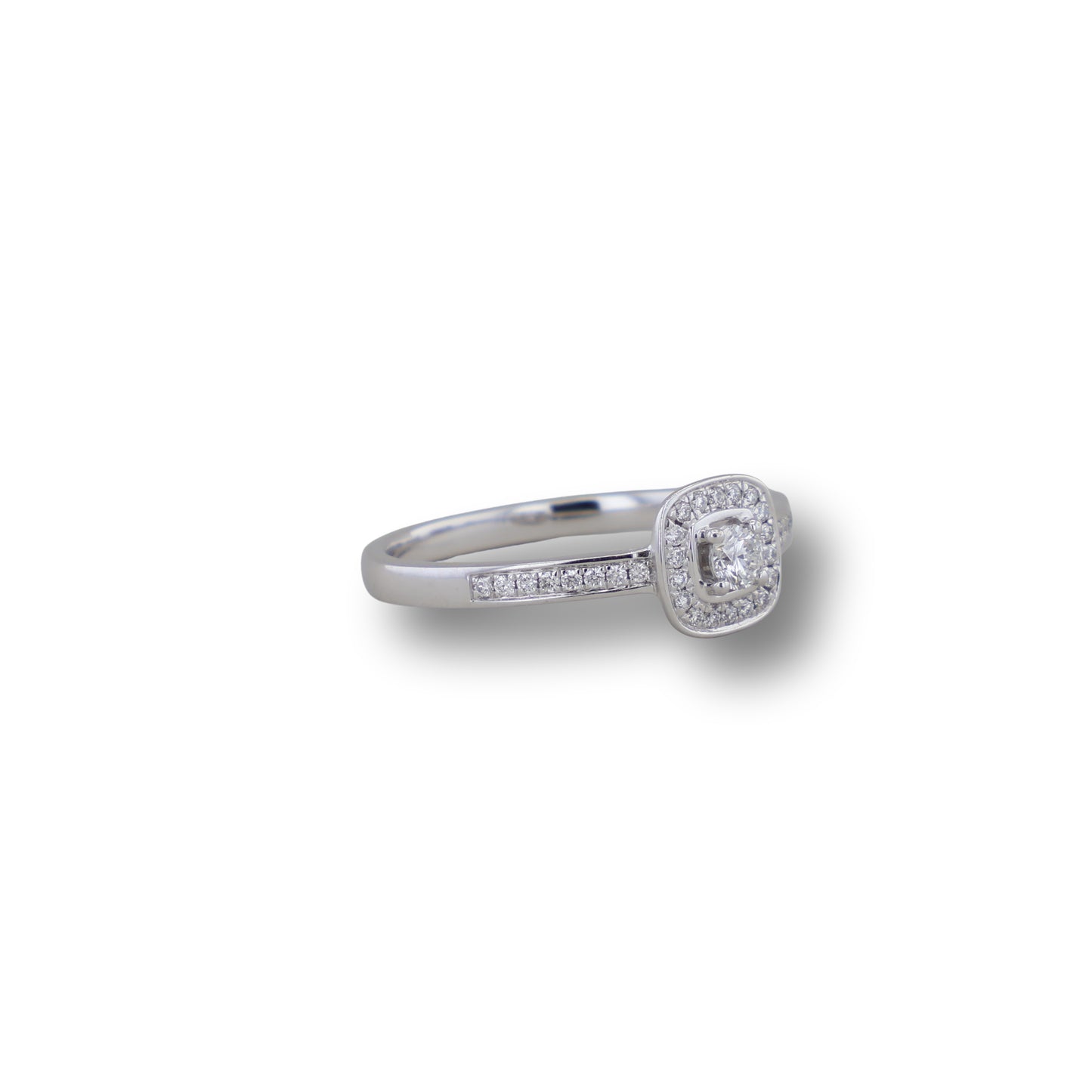 Ring eckig mit Brillantbesatz